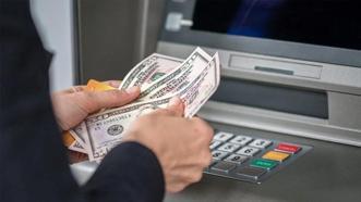 ATM'ler 50 dolar ve 100 dolar almıyor! Kriz fırsatçılığı hala devam ediyor