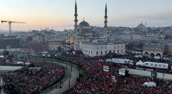 Yüz binlerce kişi Filistin için Galata Köprüsü'nde!