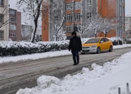 Keşan’da kar yağışı etkisini kaybetti