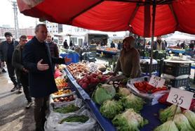 Sivas Belediyesi'nden ihtiyaç sahiplerine pazar yardımı