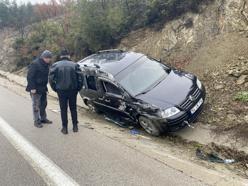 Sakarya'da su kanalına devrilen araçta 1 kişi yaralandı