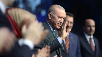 Cumhurbaşkanı Erdoğan, yeniden AK Parti Genel Başkanı seçildi