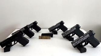 Otomobilinde 6 tabanca ele geçirilen şüpheli tutuklandı