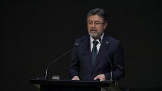 Bakan Yumaklı'dan zirai don olayından etkilenen üreticiler için açıklama