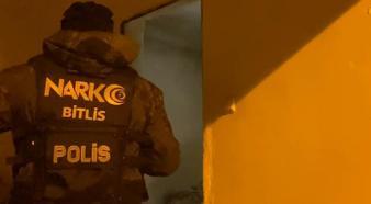 Bitlis'te Özel Harekat Destekli Uyuşturucu Operasyonu: 2 Tutuklama