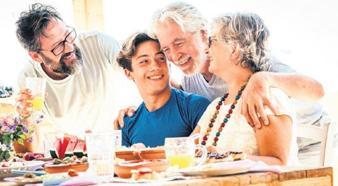 Orta yaşta ne yediğiniz, 70 yaşındaki sağlığınızı belirliyor