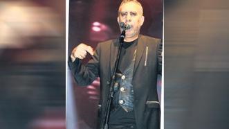 Levent’ten duygusal gece