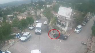 Osmaniye'de 9 Öğrenci 11 Kişinin Yaralandığı Kaza Kamerada