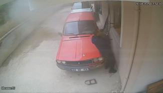 Yangında polisler tarafından kurtarılan 2 çocuk koruma altına alındı