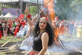 Edirne'de geleneksel "Kakava ateşi" yakıldı