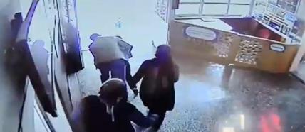 Nefes borusuna yemek parçası kaçan Ertuğrul'u öğretmeni kurtardı