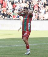 Karşıyaka'da Hakan Barış kayıplarda