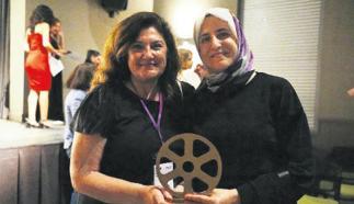 Kadınlardan ‘Gülizar’a ödül
