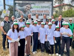 Öğrenciler, yangın riskine karşı çevre temizliği yaptı