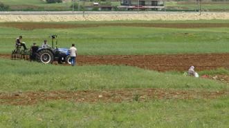 Gercüş'te Çiftçiler Erken Ekime Başladı