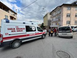 Bilecik'te otomobil ile hafif ticari aracın çarpıştığı kazada 1 kişi yaralandı