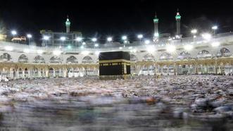 Suudi Arabistan'da 75 bini aşkın kişi hacdan geri gönderildi