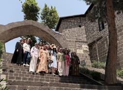 Cizreli kadınlar Diyarbakır ve Mardin'i gezdi