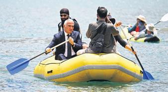 ‘Hakkari artık terörle değil, turizmle anılıyor’