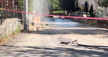 Kazı sırasında doğal gaz hattı borusunda patlama oldu; 3 işçi yaralı