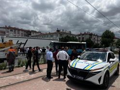 Kayseri'de TIR, otomobil ve otobüs çarpıştı: 8 yaralı