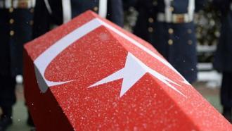 Metan gazına maruz kalarak şehit olan askerlerimizle ilgili peş peşe taziye mesajları