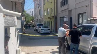 İhbara giden polisi bıçakla yaralayan şüpheli vurularak yakalandı