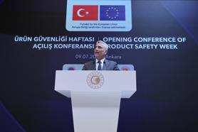 Bakan Bolat: E-ticaret şirketlerinin Türkiye'de yerleşik işletmeci bulundurması zorunlu