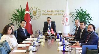 Bakan Bayraktar büyükelçileri kabul etti