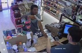 Kurusıkı tabancayla büfe soyan şüpheli adliyede