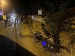 Motosiklet ile elektrikli bisiklet çarpıştı: 1 ölü, 1 yaralı