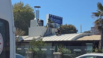 Bursa'da sosyal tesiste çıkan yangın söndürüldü