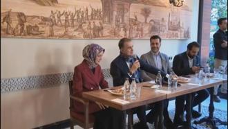 İstanbul - AK Parti Sözcüsü Ömer Çelik, Üsküdar’da 'Türkiye Yüzyılı Buluşmaları' programına katıldı.