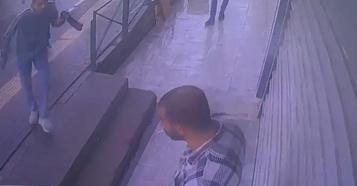 Yol kenarında bekleyen husumetlisini pompalı tüfekle vurdu; o anlar kamerada