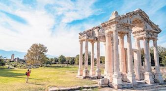 Menderes’in kültürel bereketi