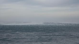 Samandağ'da rüzgar hayatı olumsuz etkiledi