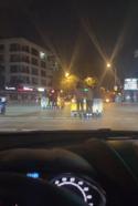İstanbul - Kadıköy'de patenli 6 kişinin tehlikeli yolculuğu kamerada