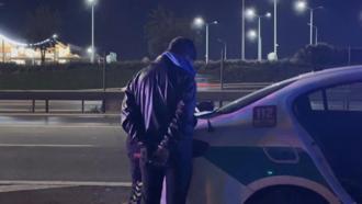 Ataşehir’de çalıntı motosikletle polisten kaçan 2 şüpheli, takiple yakalandı; sürücüye 550 bin lira ceza
