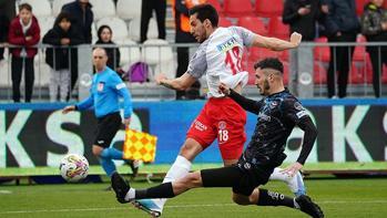 Ümraniyespor - Adana Demirspor maçından kareler