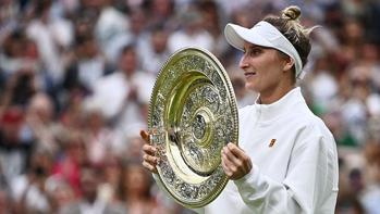 Wimbledon'da şampiyon Marketa Vondrousova! 