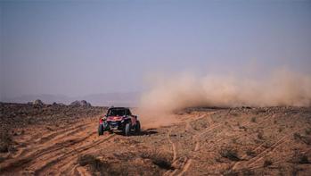 Dakar Rallisi'nde dokuzuncu etapta zafer Sebastian Loeb'in