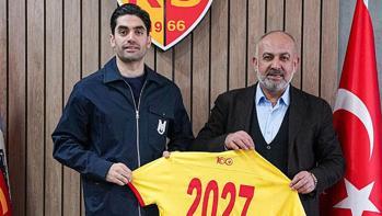 Kayserispor, Ali Karimi ile sözleşme uzattı