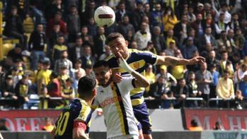 Ankaragücü - İstanbulspor maçında kazanan yok Korkutan sakatlık
