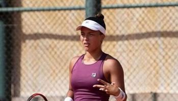 Alex De Souza'nın kızı Maria, Antalya'da tenis turnuvasında mücadele etti 