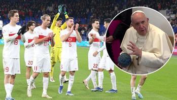 Papa'nın topu, İtalya - Türkiye maçı için getirildi!