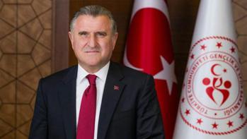 Bakan Baktan Emre Sakçıya tebrik mesajı