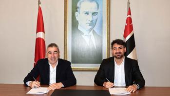 Veli Kavlak, Beşiktaş'a geri döndü! Resmen açıklandı