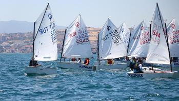 Tekirdağ'da Demokrasi ve Milli Birlik Yelken Yarışları heyecanı!