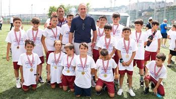 Trabzonspor'da futbol okulları yaz kampı sona erdi!