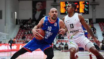 Anadolu Efes, Aliağa Petkimspor deplasmanında galip!